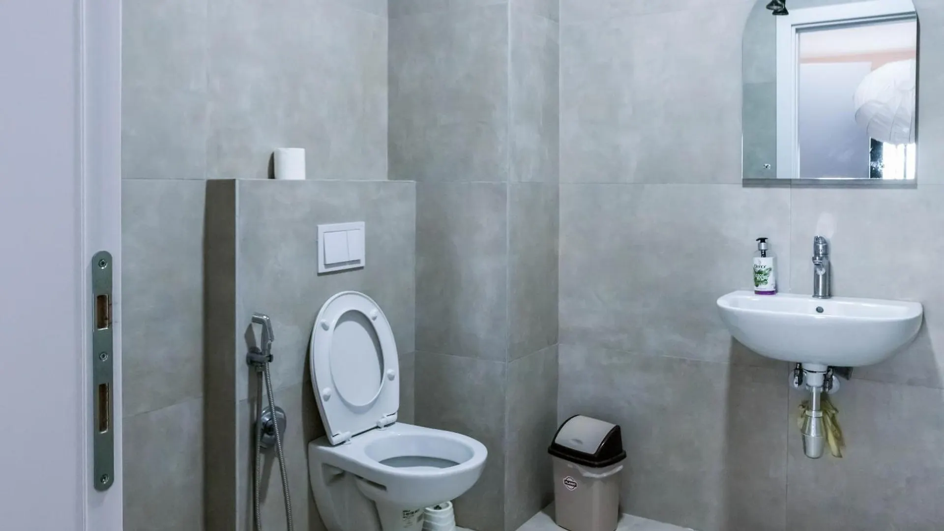 Cc Comfort Apartment Tirana